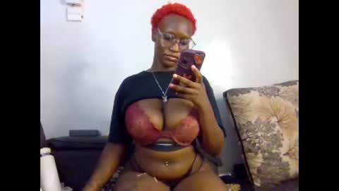 Snapshot of cutie_pumpkin_ chatting on 04.02.26 CUTIE online show from 04.02.26