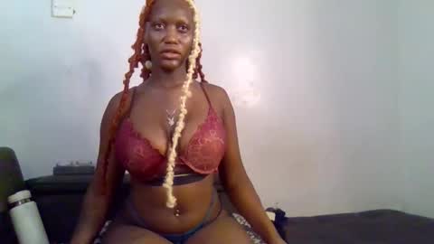 Snapshot of cutie_pumpkin_ chatting on 04.04.26 CUTIE online show from 04.04.26