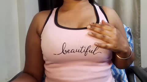 Snapshot of cutie_ruhi chatting on 04.22.26 Ruhii online show from 04.22.26