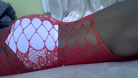 cutiehanish4 online show from 10.28.25