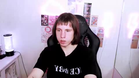 cutiekai_ online show from 03.14.26