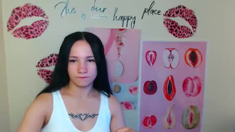 Snapshot of cutielady_ chatting on 09.09.25 Emma online show from 09.09.25