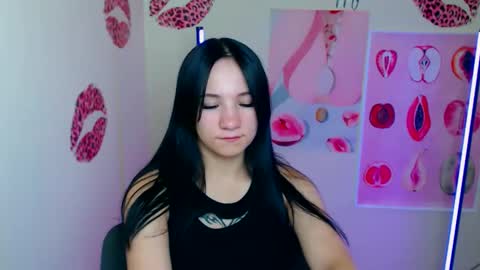 Snapshot of cutielady_ chatting on 09.16.25 Emma online show from 09.16.25