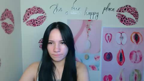 Snapshot of cutielady_ chatting on 09.19.25 Emma online show from 09.19.25