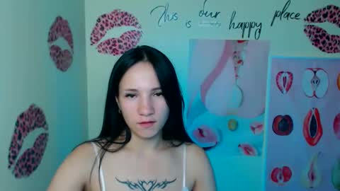 Snapshot of cutielady_ chatting on 09.21.25 Emma online show from 09.21.25