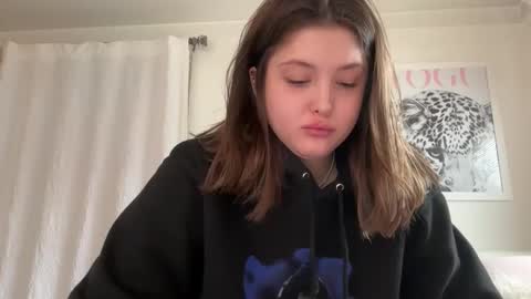 Snapshot of cutieoggg420 chatting on 02.20.26 Cutieoggg420 online show from 02.20.26