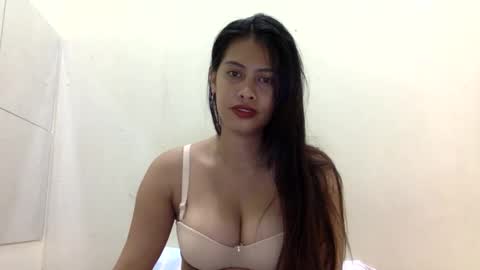 CutieTrina online show from 02.14.25