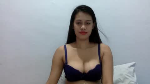 CutieTrina online show from 03.05.25