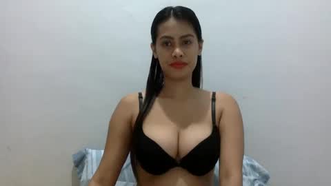 CutieTrina online show from 03.10.25