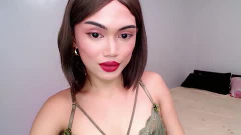Snapshot of cutiezay999 chatting on 10.21.25 ZAYNA  DONT FORGET TO FOLLOW MY ROOM online show from 10.21.25