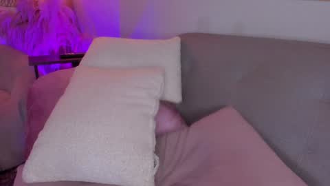 Hannah online show from 02.08.25