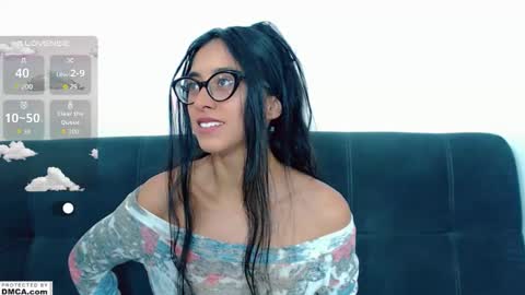 miss ari  online show from 10.28.25