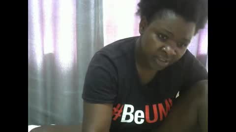 Snapshot of cuttie_baby chatting on 12.20.25 cuttie_baby online show from 12.20.25