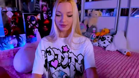 Nora online show from 12.22.24