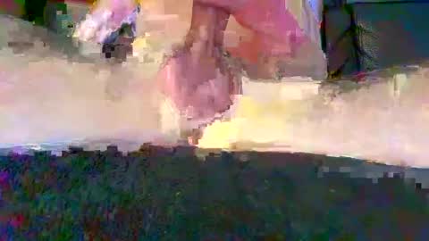 Snapshot of cwaddle chatting on 12.20.24 cwaddle online show from 12.20.24