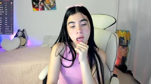 Snapshot of cyber_lizz chatting on 12.18.24 Liz online show from 12.18.24