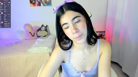 Snapshot of cyber_lizz chatting on 01.25.25 Liz online show from 01.25.25