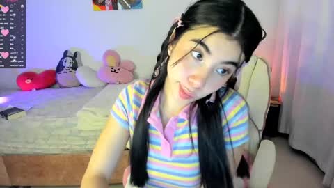 Snapshot of cyber_lizz chatting on 02.13.25 Liz online show from 02.13.25