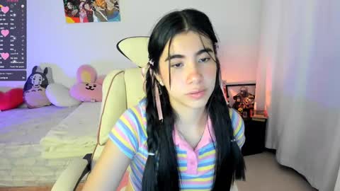 Snapshot of cyber_lizz chatting on 02.14.25 Liz online show from 02.14.25