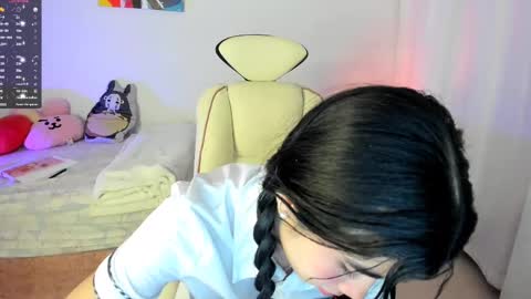Snapshot of cyber_lizz chatting on 02.21.25 Liz online show from 02.21.25