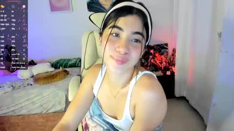 Snapshot of cyber_lizz chatting on 09.16.25 Liz online show from 09.16.25