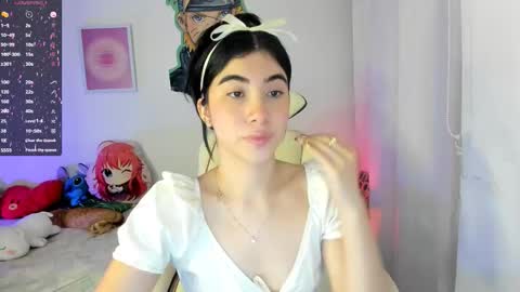 Snapshot of cyber_lizz chatting on 09.17.25 Liz online show from 09.17.25
