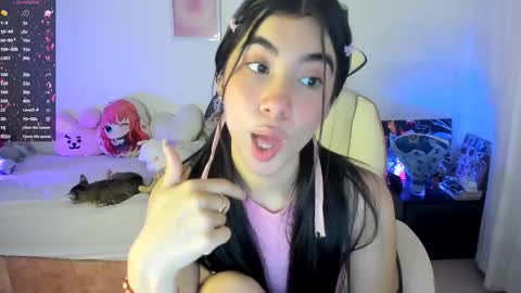 Snapshot of cyber_lizz chatting on 10.07.25 Liz online show from 10.07.25