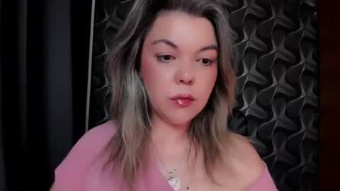 Snapshot of cyberdomme chatting on 06.15.26 Full time mean bitch. online show from 06.15.26