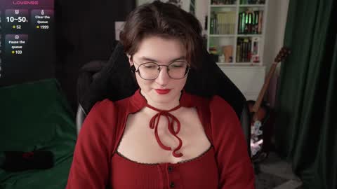 Snapshot of cybersamuraii chatting on 12.25.24 Helen Blossom online show from 12.25.24