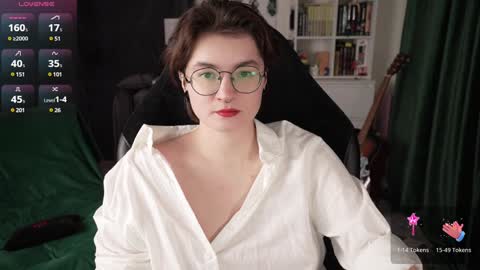 Snapshot of cybersamuraii chatting on 12.26.24 Helen Blossom online show from 12.26.24