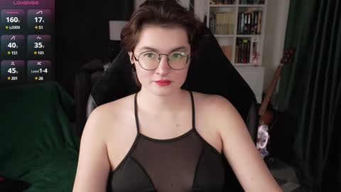 Snapshot of cybersamuraii chatting on 12.28.24 Helen Blossom online show from 12.28.24