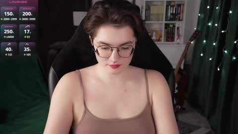 Snapshot of cybersamuraii chatting on 01.08.25 Helen Blossom online show from 01.08.25