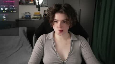 Snapshot of cybersamuraii chatting on 04.20.26 Helen Blossom online show from 04.20.26