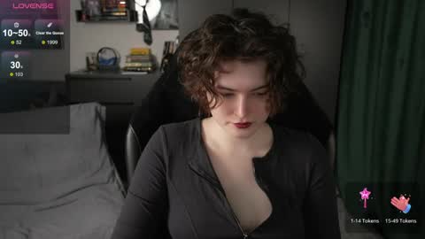Snapshot of cybersamuraii chatting on 04.26.26 Helen Blossom online show from 04.26.26