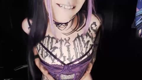 Nikki online show from 04.11.26