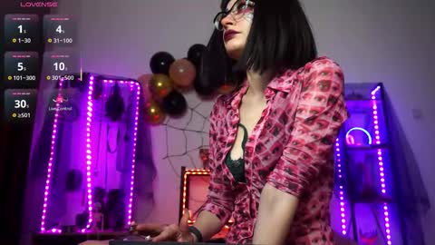Snapshot of cyberxgoddess_ chatting on 10.22.25 Lily Goddess online show from 10.22.25