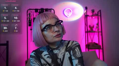 Lily Goddess online show from 11.21.25