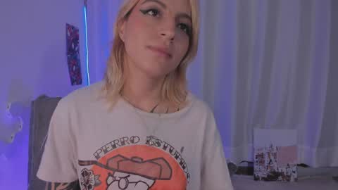  cyber zoe   online show from 04.15.26