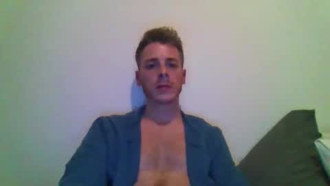 Snapshot of cyl1987 chatting on 11.30.25 cyl1987 online show from 11.30.25