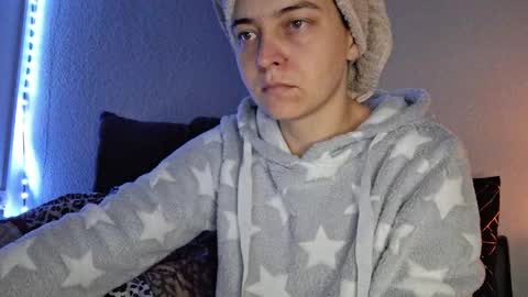 Cyndee Winter online show from 12.08.24