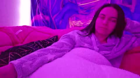 Cyndee Winter online show from 01.12.25