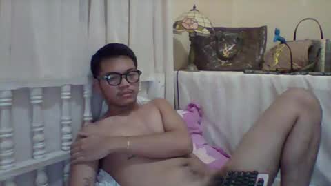 Snapshot of cyrenzortegal chatting on 04.10.26 cyrenzortegal online show from 04.10.26