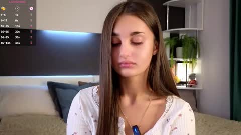 Isabella online show from 02.18.25