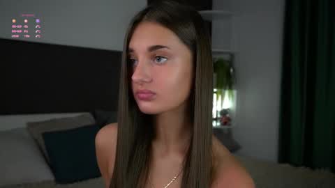 Isabella online show from 03.07.25