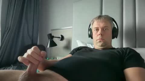 Snapshot of czen888 chatting on 02.19.26 Czen online show from 02.19.26