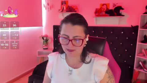 Snapshot of d_martii chatting on 10.02.25 Mia online show from 10.02.25