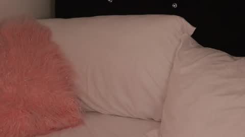 Darlene online show from 12.25.24