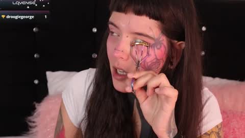 Darlene online show from 01.28.25