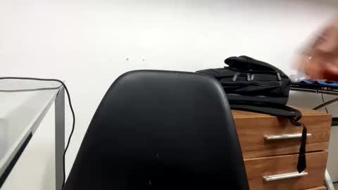 Snapshot of dabeibe chatting on 05.29.26 Jewbb online show from 05.29.26