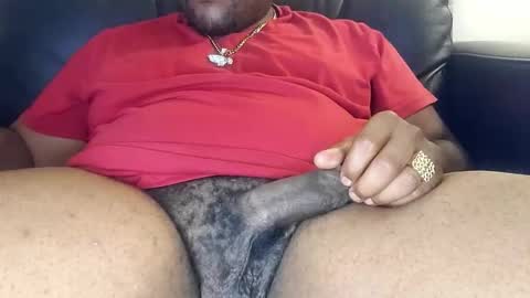 Snapshot of daboss233 chatting on 04.01.26 Saucy papi online show from 04.01.26